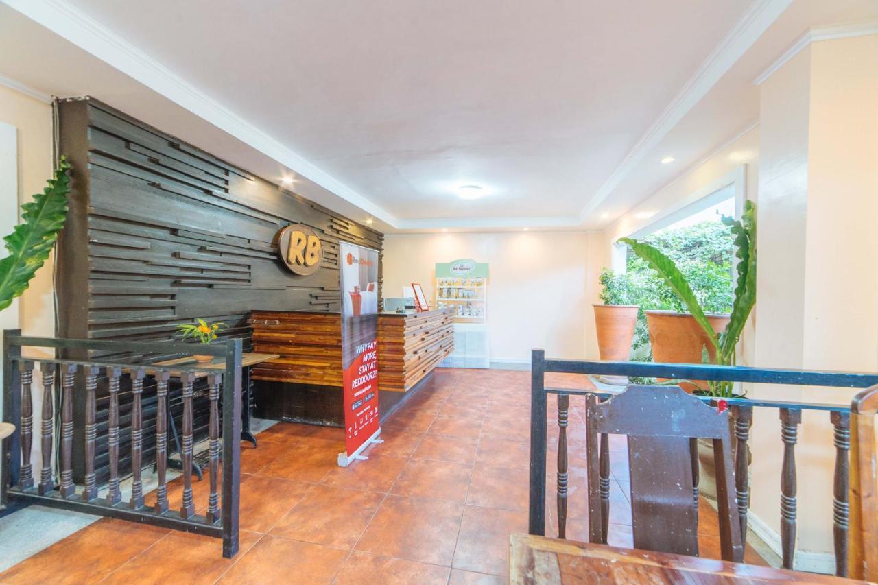 Reddoorz @ N Roldan Street Hotel Kalibo Exterior photo